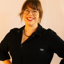 Profile picture for Caitlin Steitzer