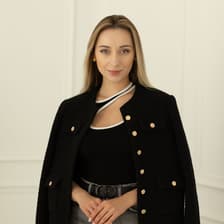 Profile picture for Lisa