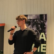 Profile picture for Barnaby Pettifer