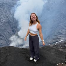 Profile picture for Manon Schoonderwaldt
