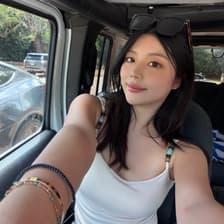 Profile picture for Serena Zhao