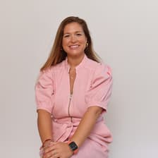 Profile picture for Lorna Bladen