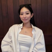 Profile picture for Hannah Suh