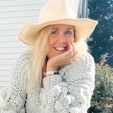 Profile picture for Kasey Mathews