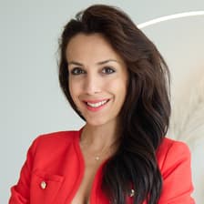 Profile picture for Suzanne Zadeh