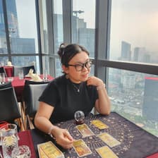 Profile picture for Gladys Yew