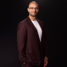 Profile picture for Omed Sharifi