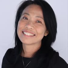Profile picture for Julie Lee