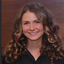 Profile picture for Juliana Van Laanen