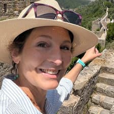 Profile picture for Julia Freeland
