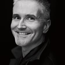 Profile picture for Iain Farrell