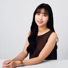 Profile picture for Emily Huang