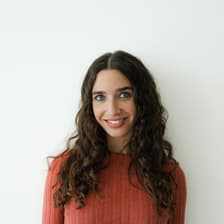 Profile picture for Claudia Menasche