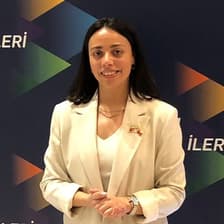 Profile picture for Narmina Özmen