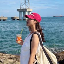 Profile picture for Karen Hua