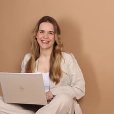 Profile picture for Yvonne Berends