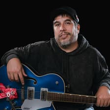 Profile picture for Carlos García