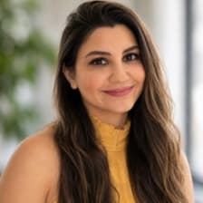 Profile picture for Nina Keshavarzi