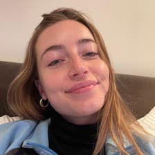 Profile picture for Poppy Wakely