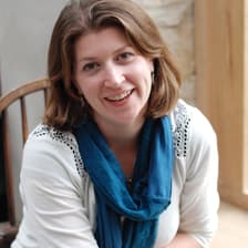 Profile picture for Dr Veronica Roberts