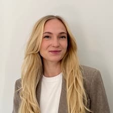 Profile picture for Nina Dangel