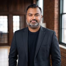 Profile picture for Dave Persaud