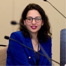 Profile picture for Arooba Kazmi