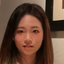 Profile picture for Julie Huang