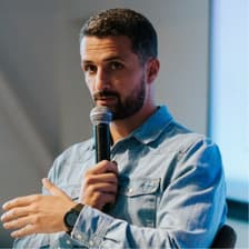 Profile picture for Tom Vaillant
