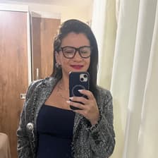 Profile picture for Alessandra Arruda