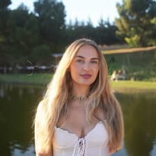 Profile picture for Victoria Berger