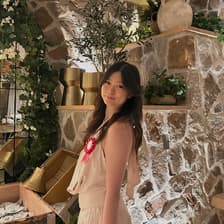 Profile picture for Tina Xu