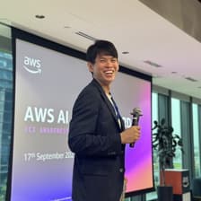 Profile picture for Mark Tay