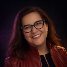 Profile picture for Karine Silveira