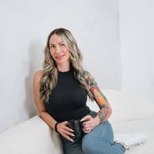 Profile picture for Shannon Casey