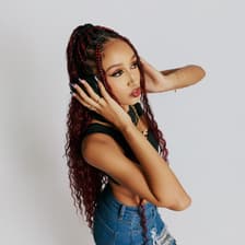 Profile picture for Erika Morais