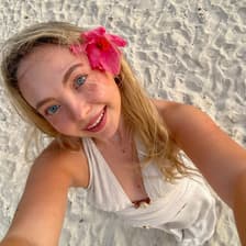 Profile picture for Nina Shchegoleva