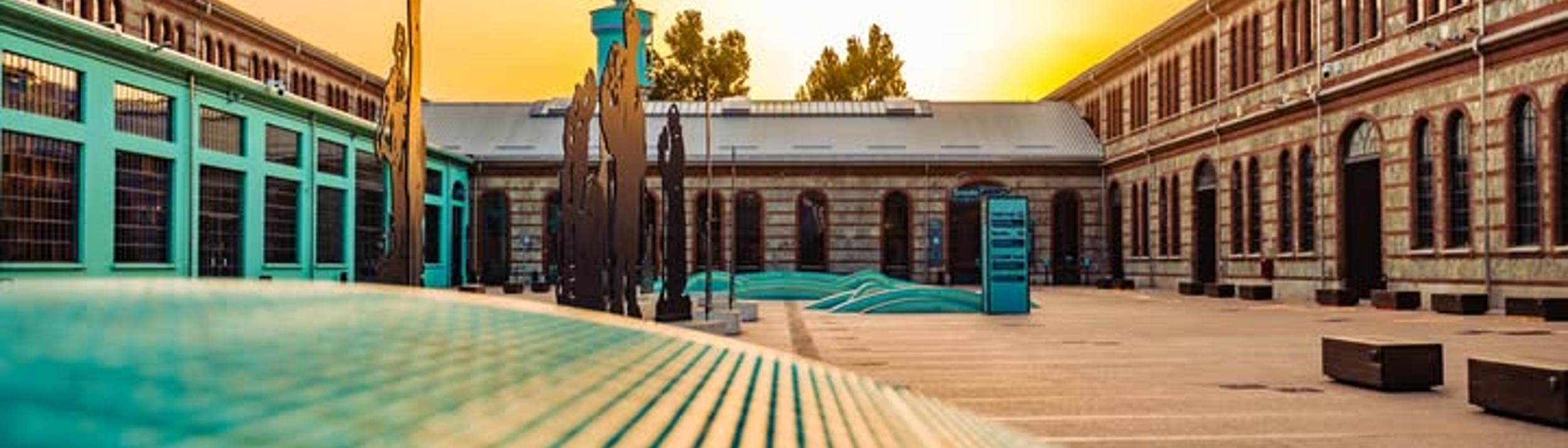 Cover Image for Calendar