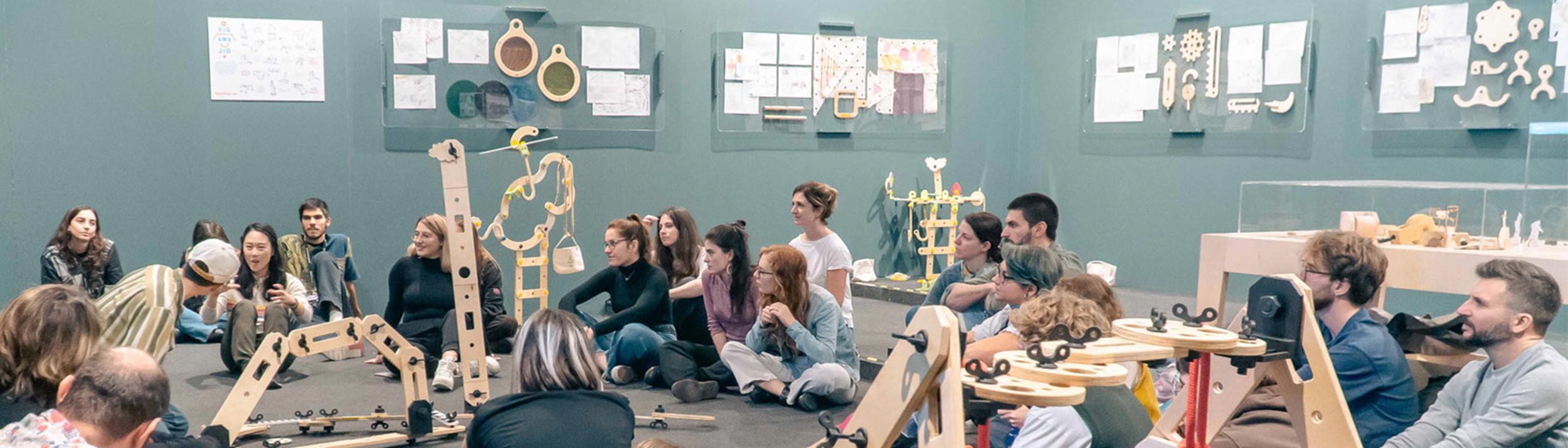 Cover Image for Calendar