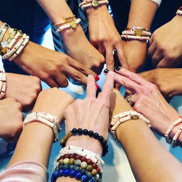 Cover Image for Wish Circle: Paper Bead Bracelets