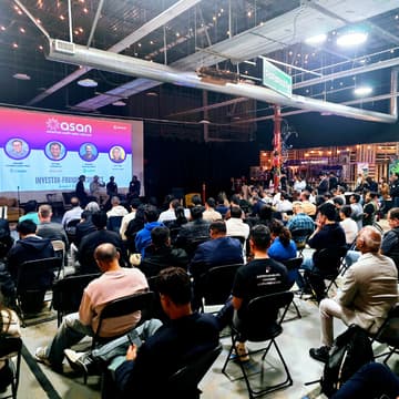 Cover Image for Successful Founders’ Journey: From Zero to Scale