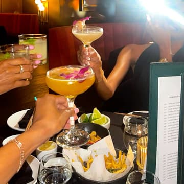 Cover Image for The Girl Code x Taquería Los Cuñados – Mom’s Night Out 👩‍🍼🌮 – Geneva Edition