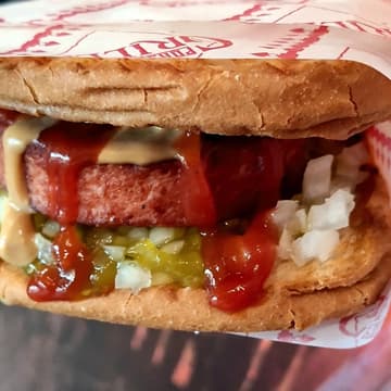 Cover Image for 🍔 Fast Food Mini-Hike: Discover Finnish Streetfood