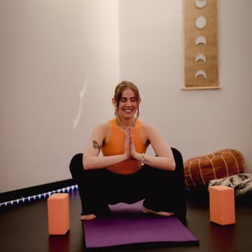 Cover Image for Wednesday Morning Yoga w/ Brea