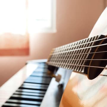 Cover Image for Free Workshop: Improv Song Accompaniment for Musicians with Highwire Improv