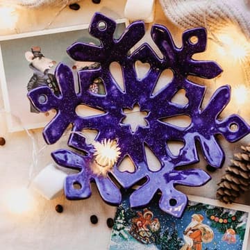 Cover Image for Ceramics Workshop "Fall in Love with Clay: Make your perfect plate. Christmas Edition"❄️ Snowflake