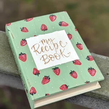 Cover Image for Recipe Box Keepsake @ Slice & Pint