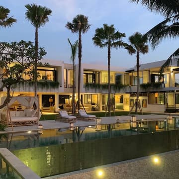 Cover Image for EDGE Lock-in Compound (April 6)