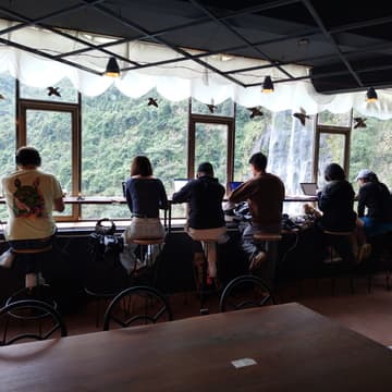 Cover Image for Wulai Waterfall Coworking with Vinyl DJ