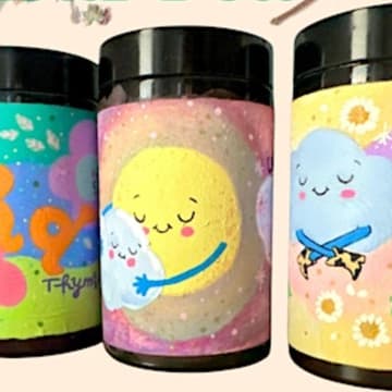 Cover Image for Paint & Sip: A Crafty Herbal Tea Party with Peach Pollen